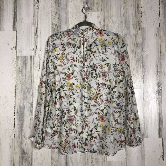 Belle Vere Womens Floral V neck Top Size M - Picture 2 of 6
